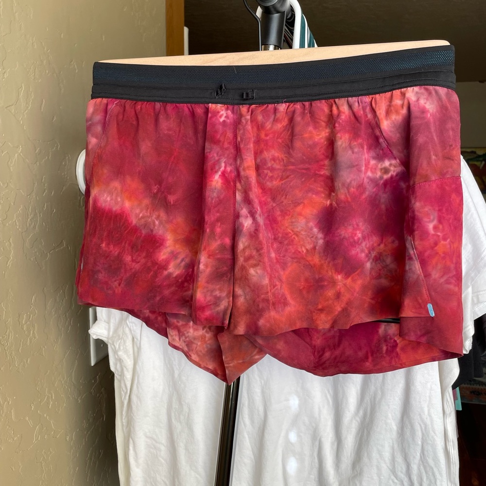 Womens Janji Tie-Dye Shorts